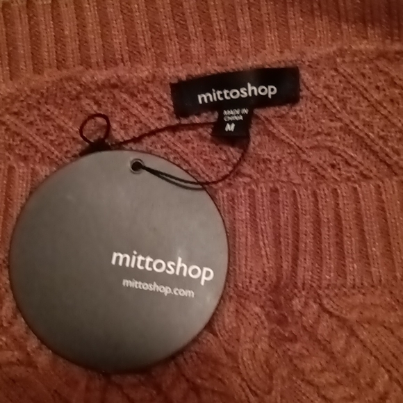 NWT Cold shoulder sweater dress - Picture 3 of 7